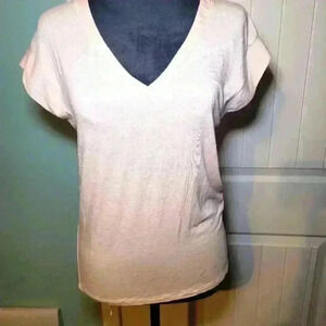 White house black market  v neck woman top size XXS